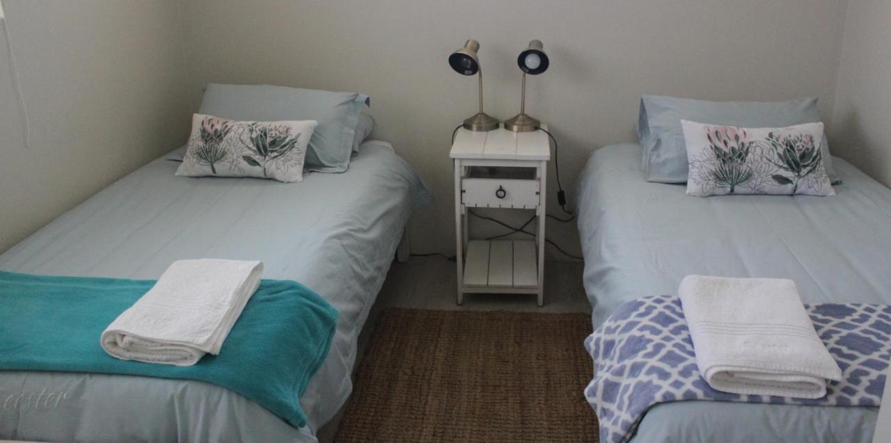 Seester Accommodation Lambert's Bay Bilik gambar